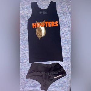 Black hooters uniform